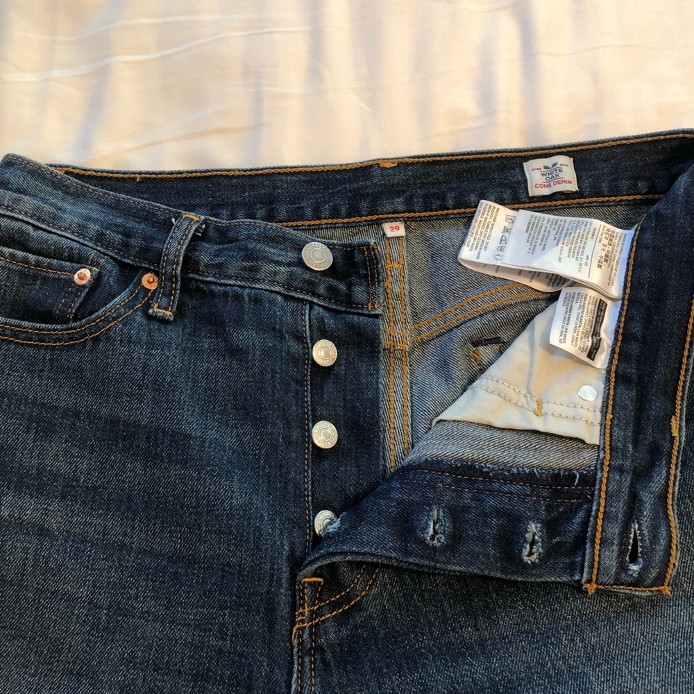 Levi’s button fly high waisted jeans 29